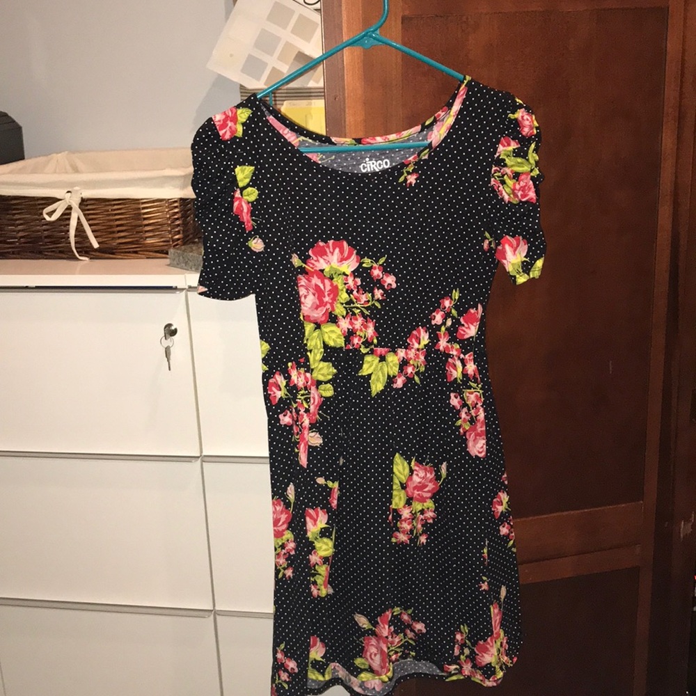 Dress - Picture 1 of 1